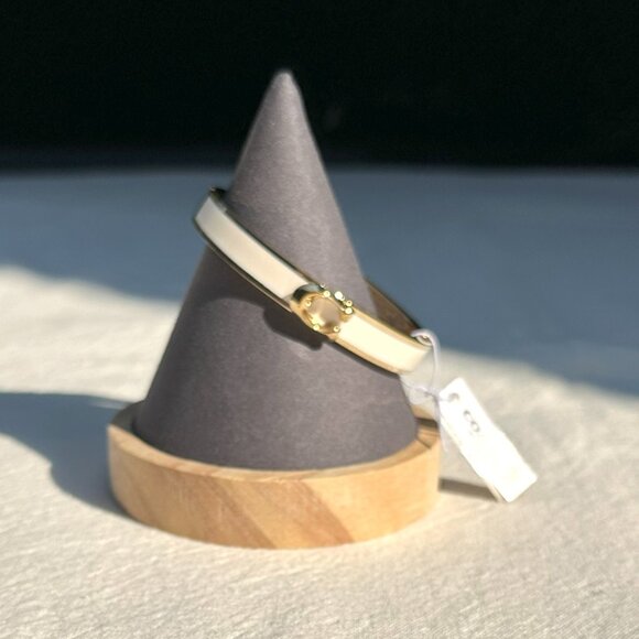 Coach Signature Oval Cream/Gold Hinged Bangle NWT - Picture 3 of 8